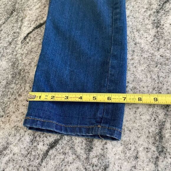 New York & Company Size 6 Jeans Slim Slouch Straight Leg Medium Wash - Picture 10 of 12